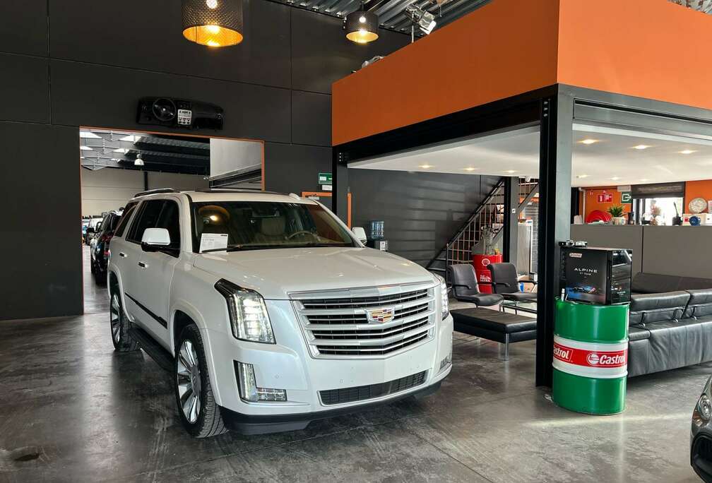 Cadillac 6.2i V8 Platinum - 7 PLACES - FULL OPTIONS