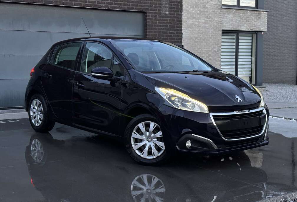 Peugeot 1.2i Style