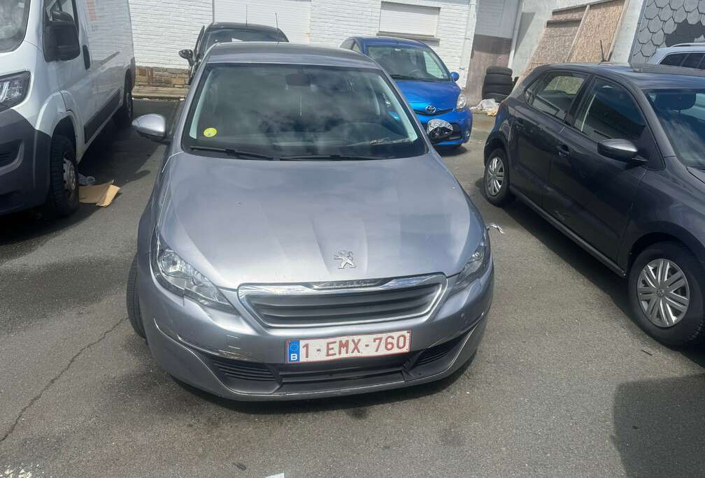 Peugeot 308 1.6 BlueHDi Special Edition STT