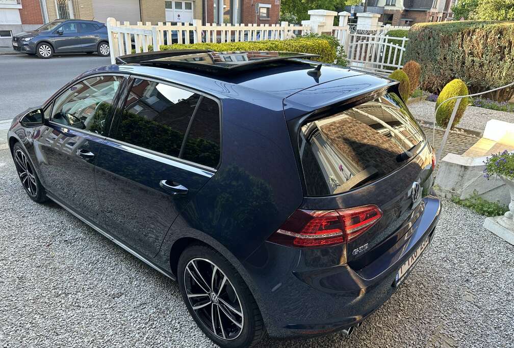 Volkswagen Full Option