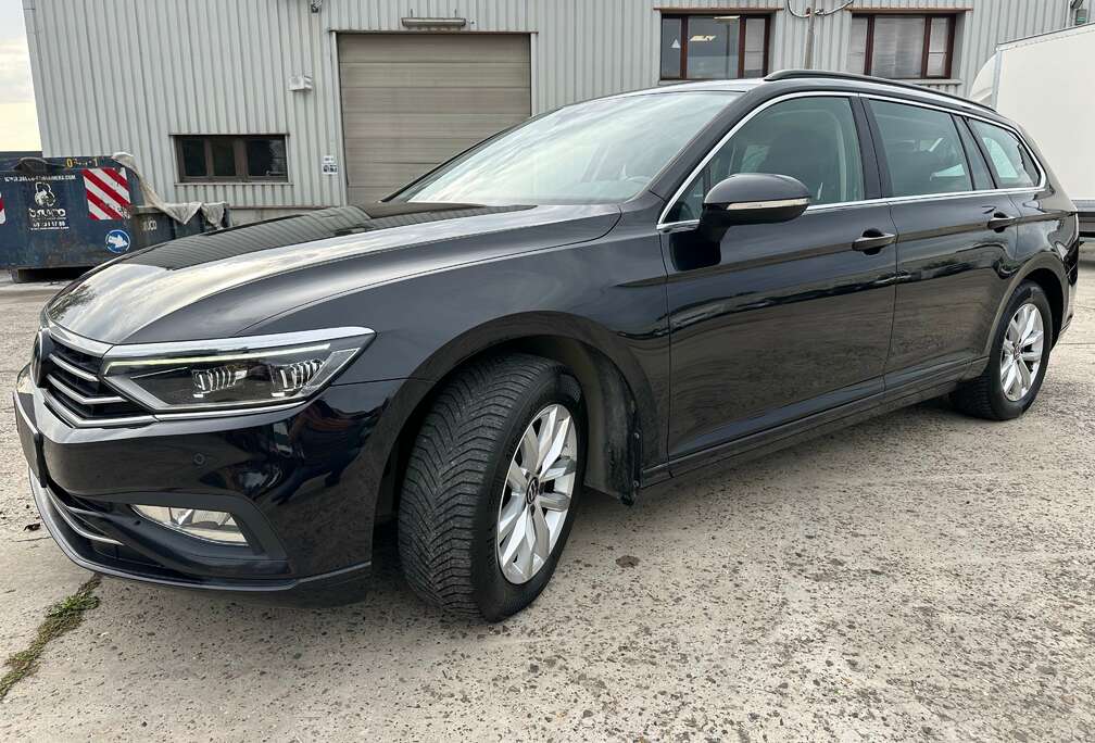 Volkswagen 2.0 TDI  SCR STYLE BUSSEN DSG ///10700€ netto///