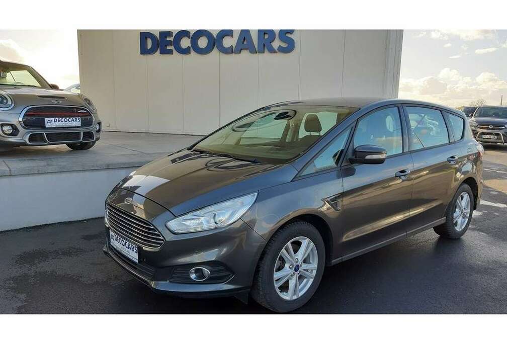 Ford Zeer mooie wagen * Trekhaak - Navi - Touchscreen *