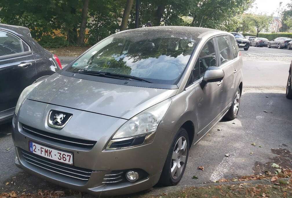 Peugeot 1.6 THP 156ch BVM6 Premium 7pl