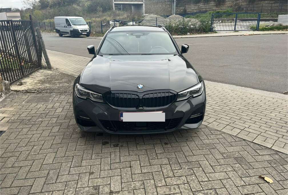BMW Touring 330e pack M full option