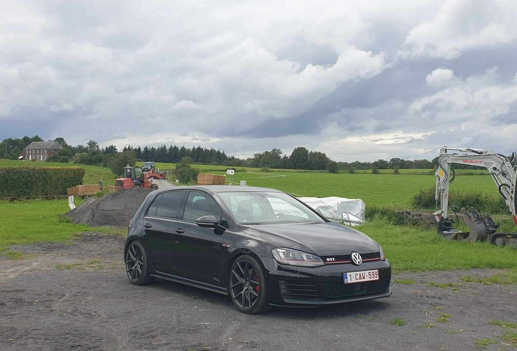 Volkswagen 2.0 TSI