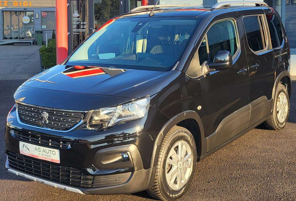 Peugeot 1.5 BlueHDi 100cv Standard Allure S&S