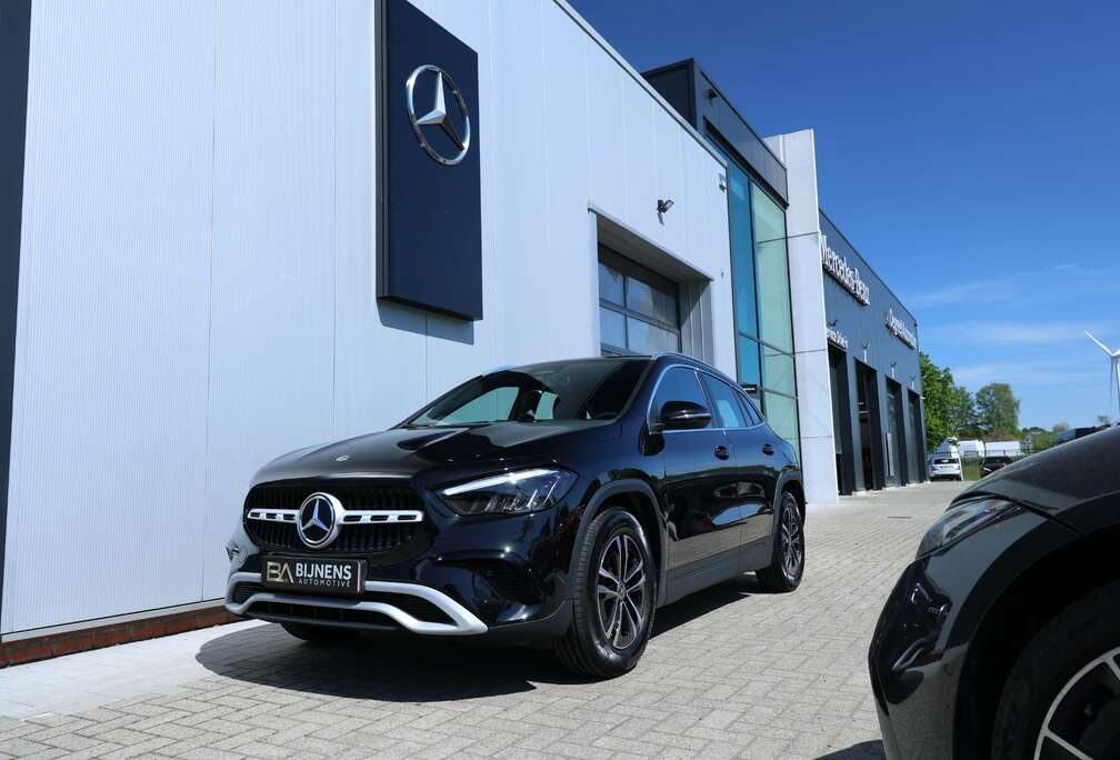 Mercedes-Benz GLA 180