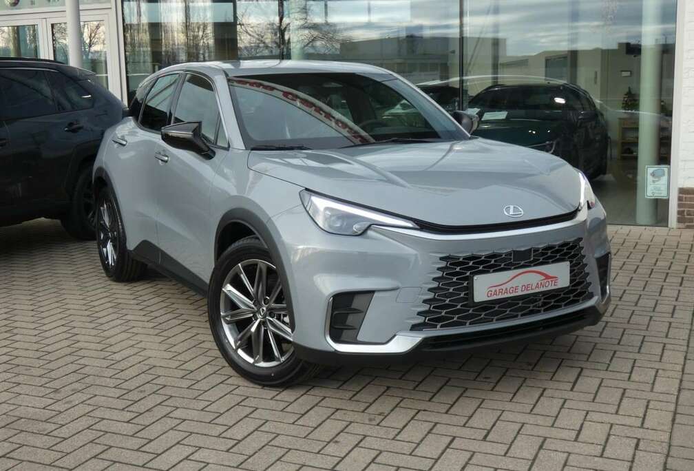 Lexus Hybrid Elegant +LEDER+Elektrische koffer+GSM lader