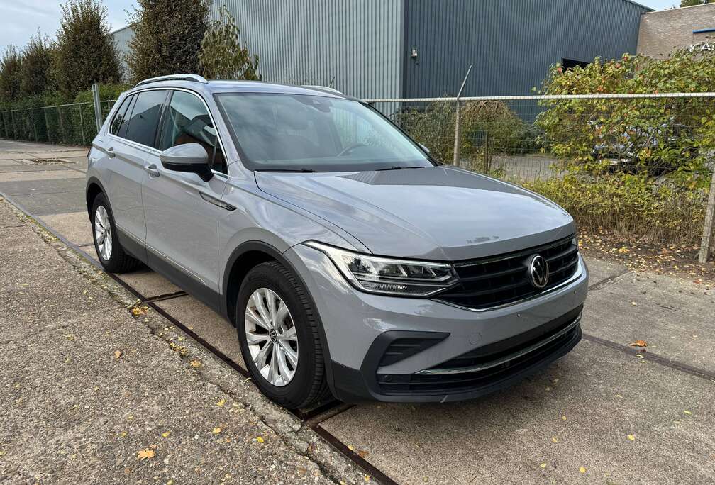 Volkswagen Tiguan 1.5 TSI Life OPF - handelaar of export