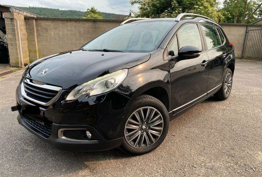 Peugeot 1.2i PureTech 110cv courroie changée gps radat