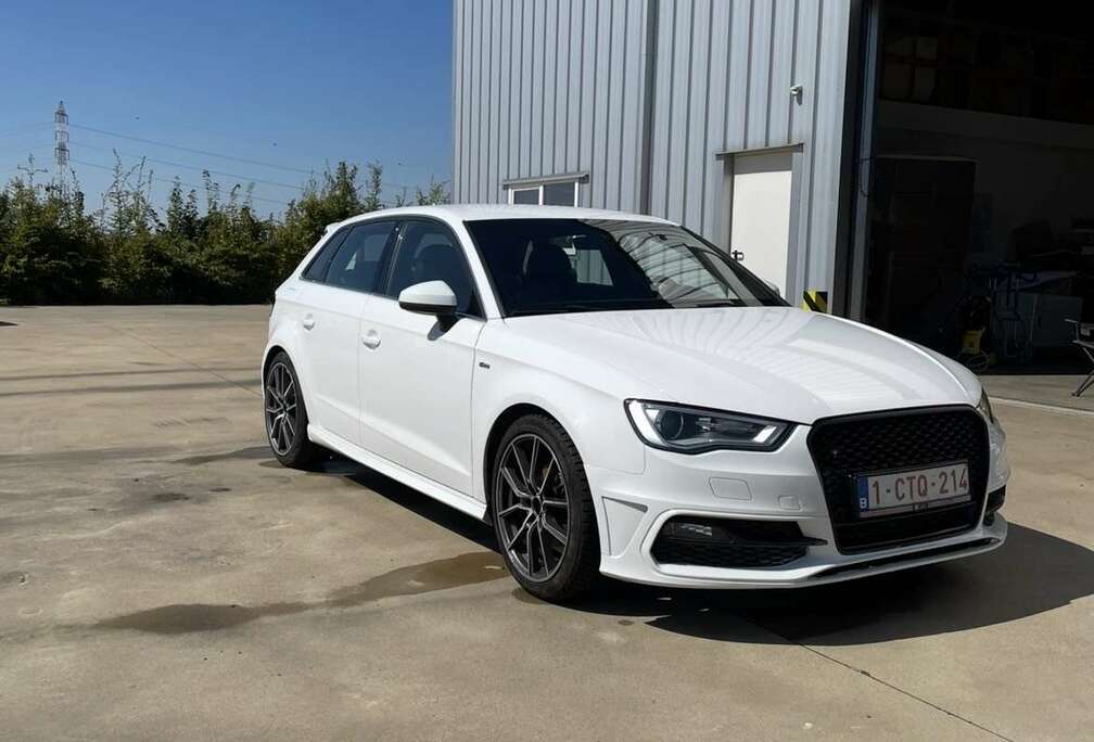 Audi Sportback 1.4 TFSI Attraction