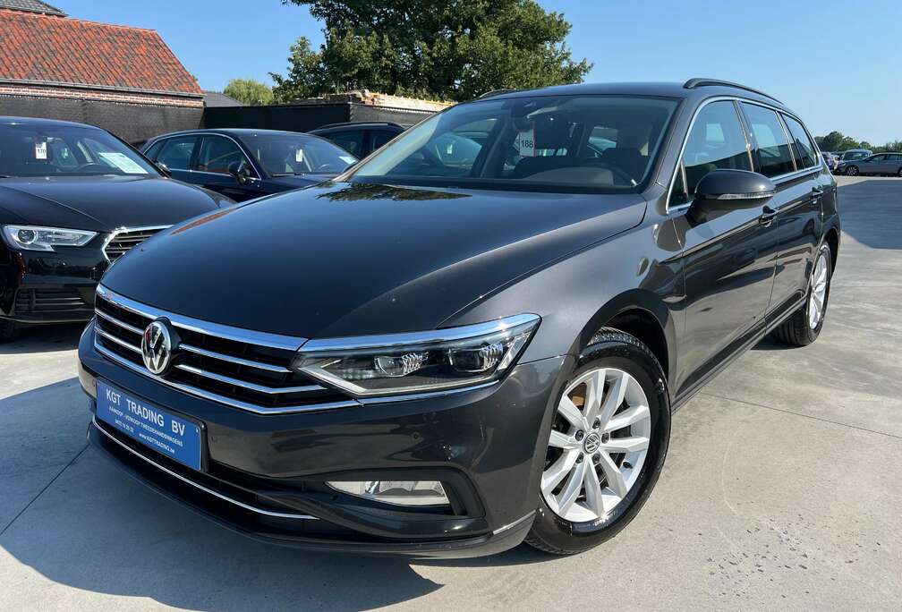 Volkswagen 1.6 TDI DSG AUTOMAAT FACELIFT NAVIGATIE CAMERA LED