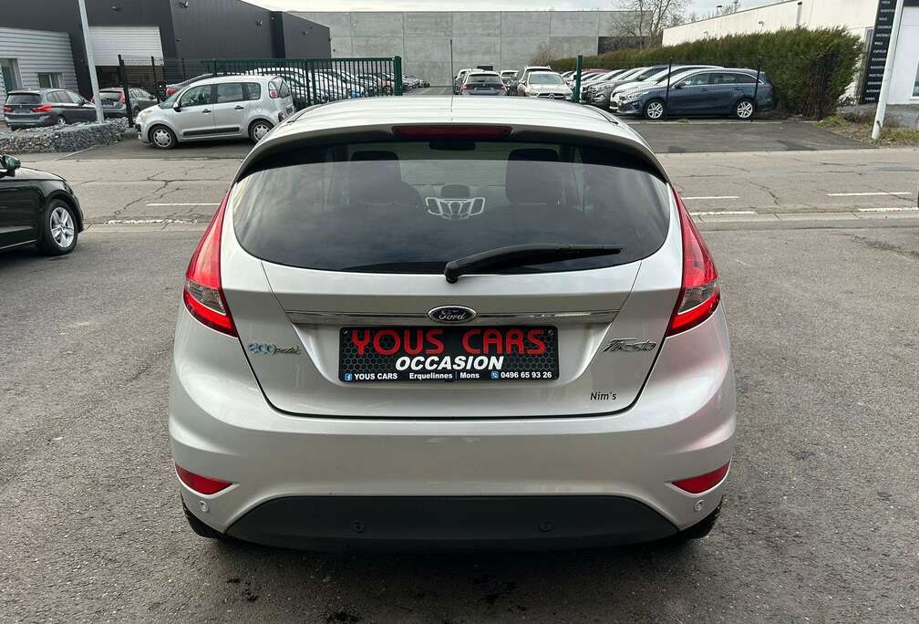 Ford  vendre Ford Fiesta 5 portes, idéale comme voitur