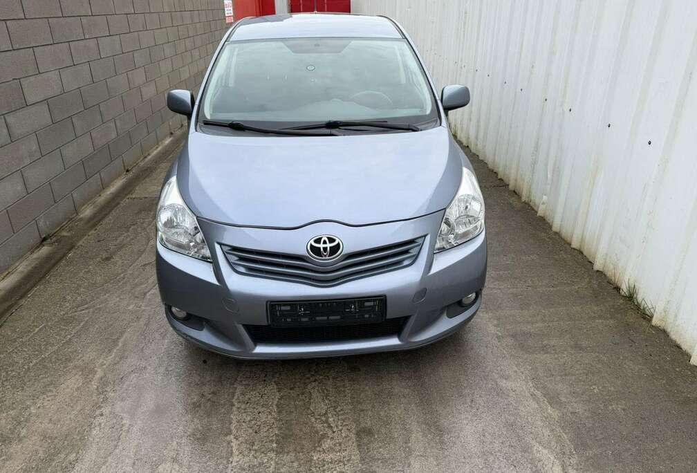 Toyota Verso 2.2 D-4D D-CAT Luna 7pl.