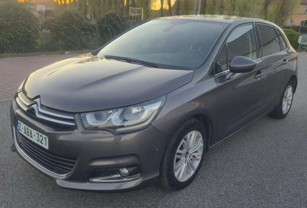 Citroen C4 1.2   essence  EXCLUSIVE... FULL OPTION