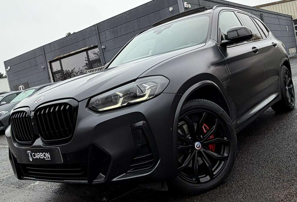 BMW xDrive30e Pack M PERFORMANCE/FROZEN/PackCARBON/HUD