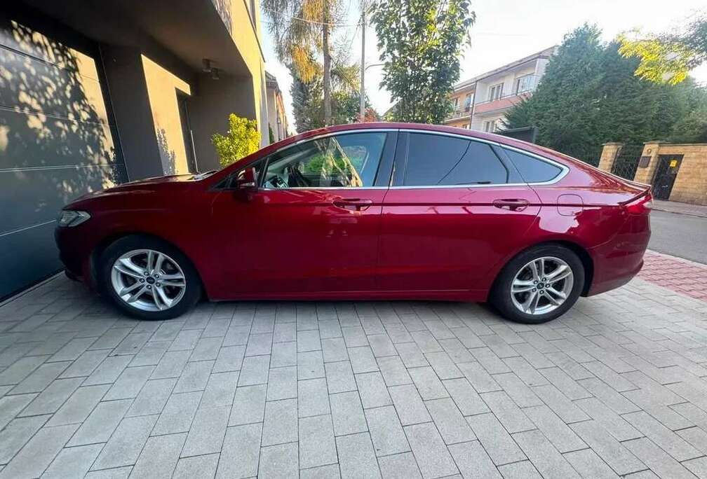 Ford 1.8i GLX 75th Anniversary