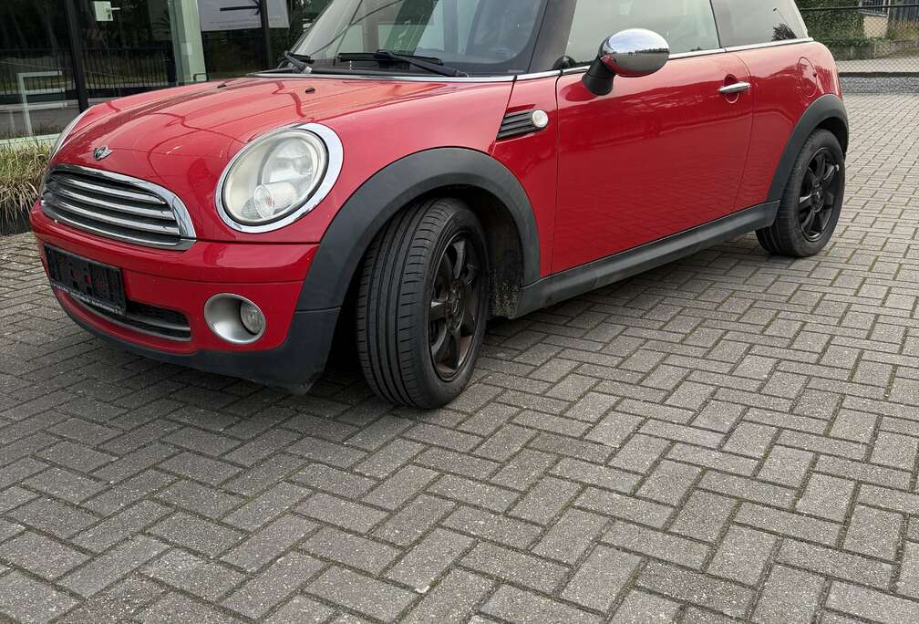 MINI 1.6i