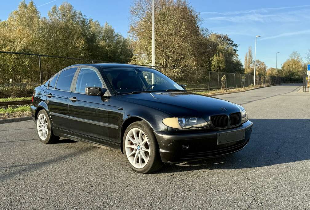 BMW 318i Edition Sport m pakket gekeurd voor verkoop