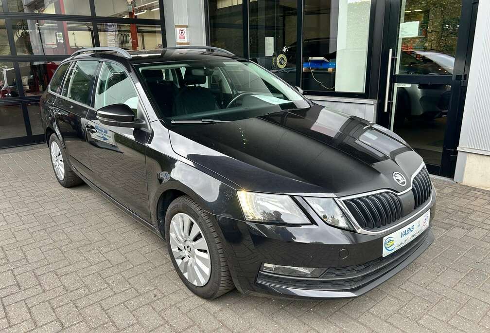 Skoda Combi 1.6 TDI DSG Ambition -2000 EINDEJAAR ACTIE