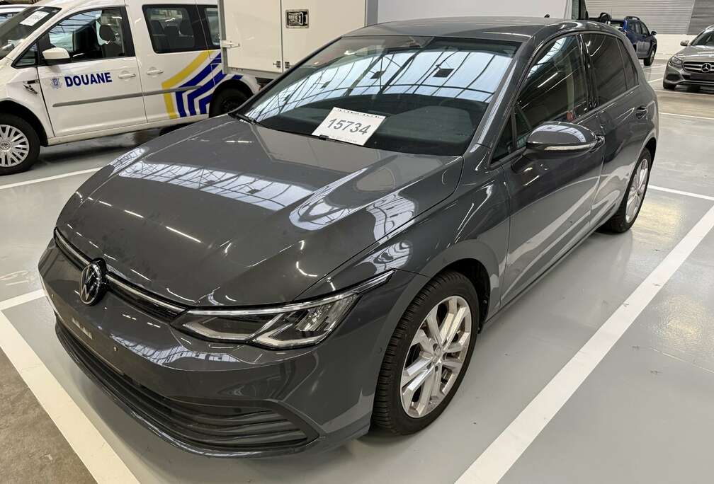 Volkswagen Golf 1.0 TSI Life OPF