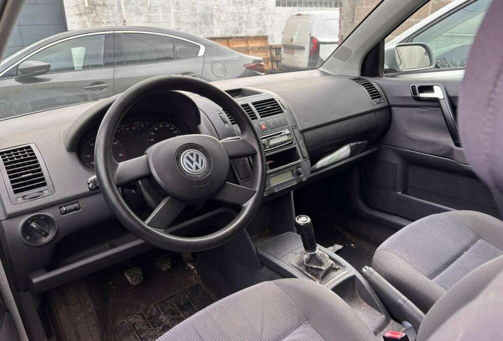Volkswagen TDI 75 Confort +