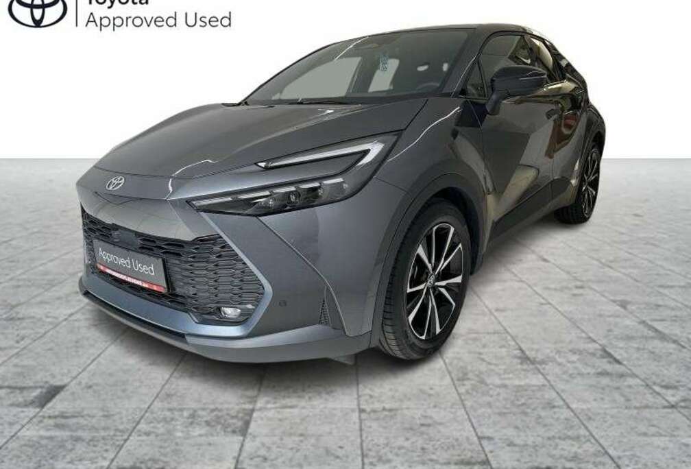 Toyota 1.8 HYB DYNAMIC PLUS + TECHNO PACK
