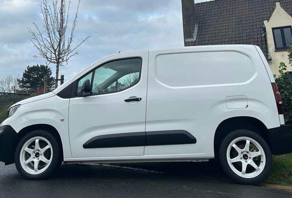 Peugeot Partner 1.5 BlueHDi 75 L1 Premium
