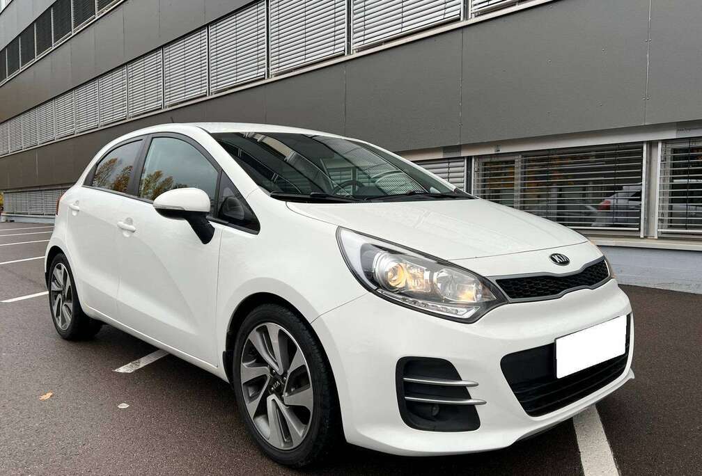 Kia Rio 1.4i Salsa