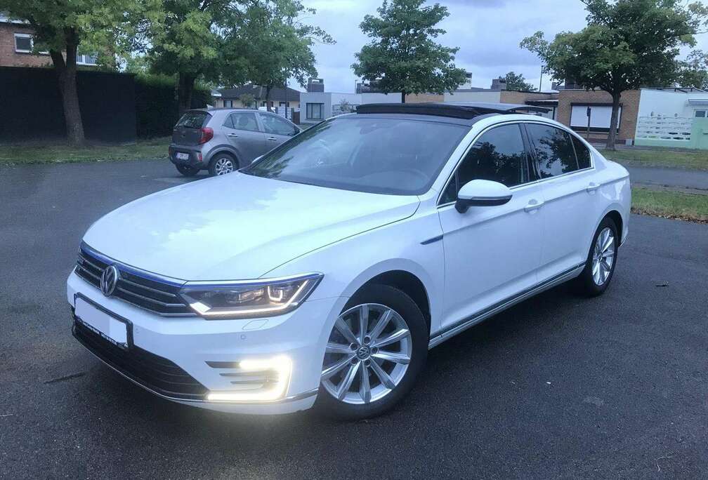 Volkswagen Passat+1.4+TSI+Plug-In-Hybrid+DSG+GTE