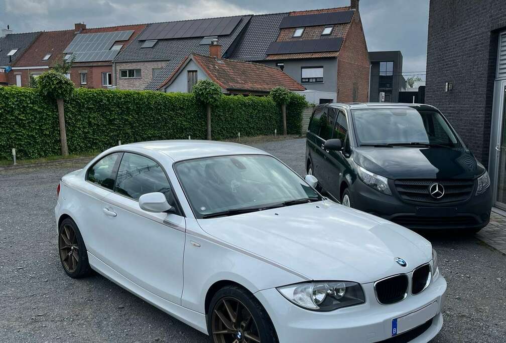 BMW BMW E82 118D Coupé