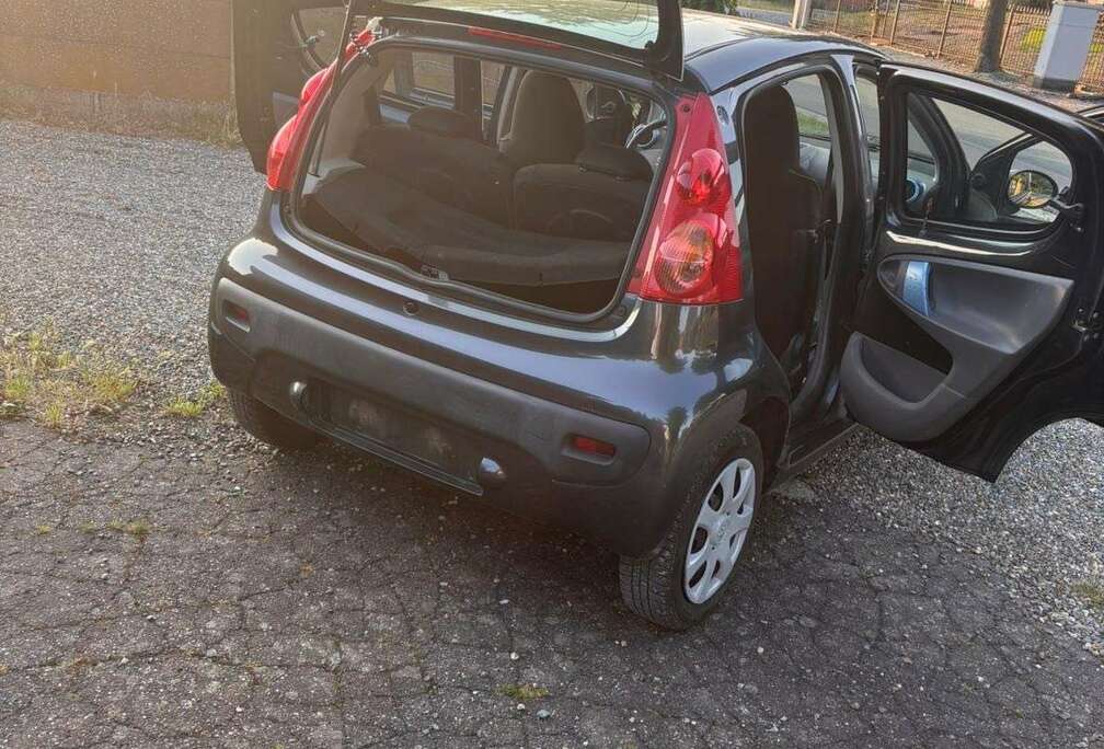 Peugeot 1.0i Urban Move