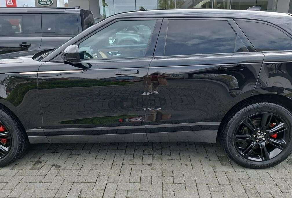 Land Rover P250 R-Dynamic