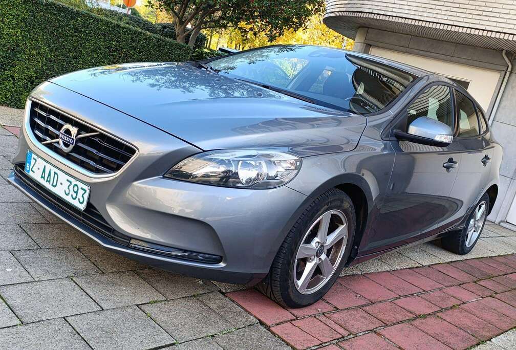 Volvo V40 2.0Diesel 88kw Gps Clim bluetooth CTokCarpass