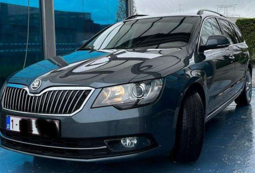 Skoda Superb Combi 1.6 TDI Stationwagen