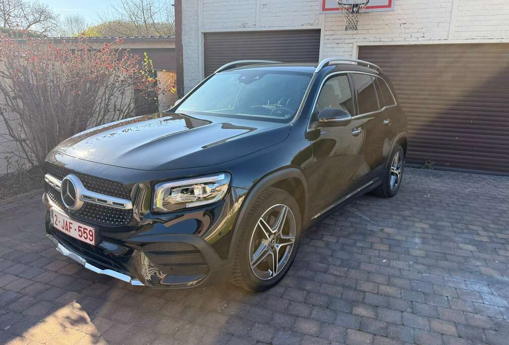 Mercedes-Benz GLB 180 d AMG Line