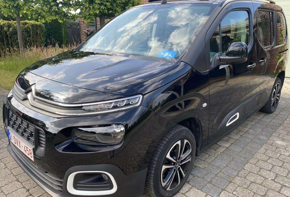 Citroen 1.2 PureTech M Light Driver S/S (EU6.2)