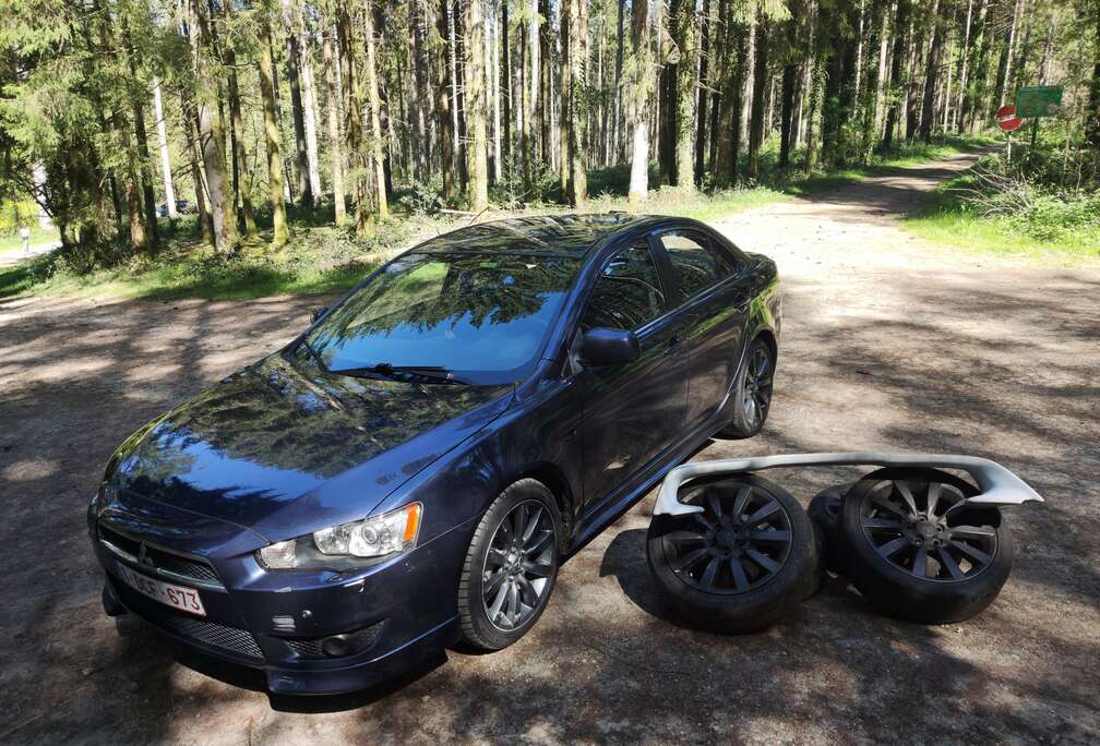 Mitsubishi Lancer 2.0 DI-D Instyle