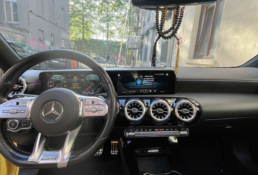 Mercedes-Benz d Business Solution (EU6AP)