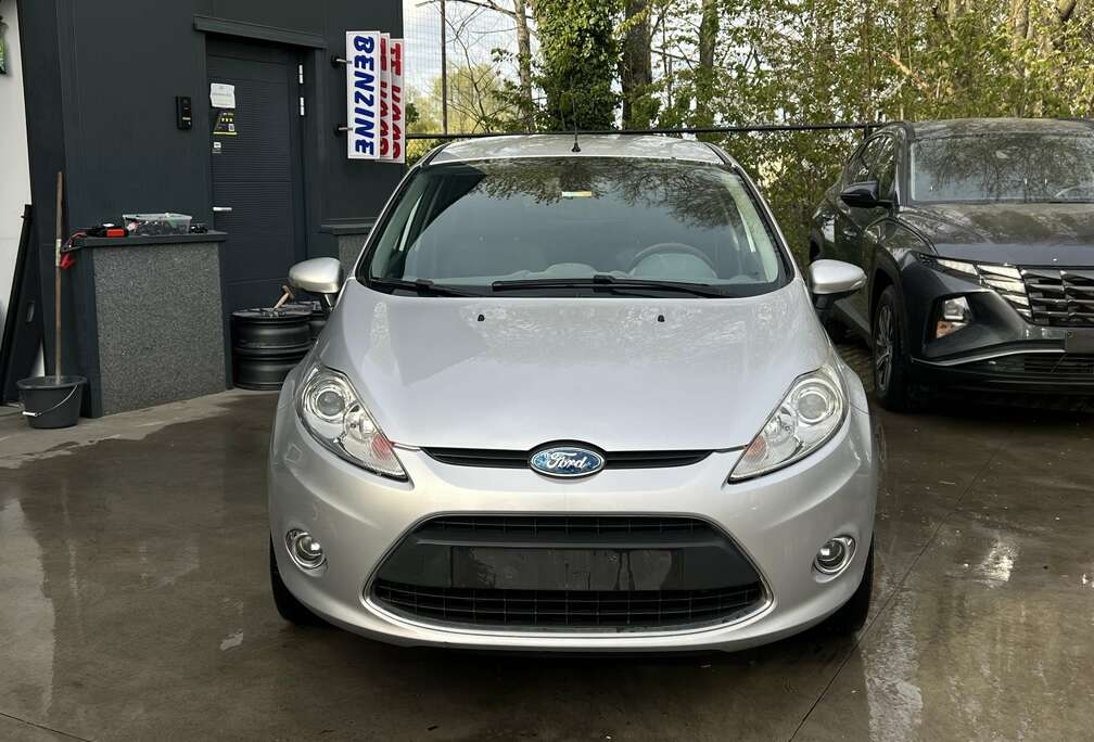 Ford 1.4 TDCi Titanium Airco