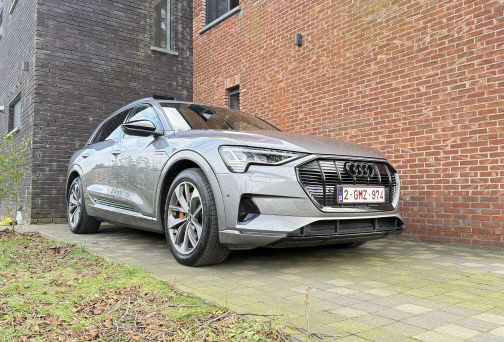 Audi e-tron 55 quattro advanced