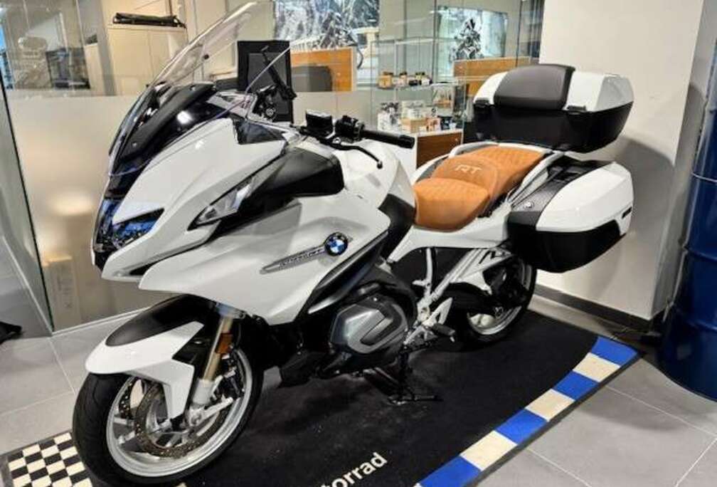 BMW 0
