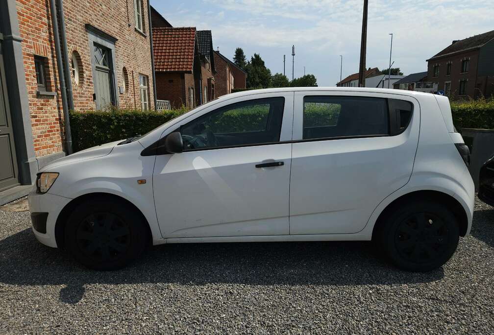 Chevrolet Aveo 1.2 LT