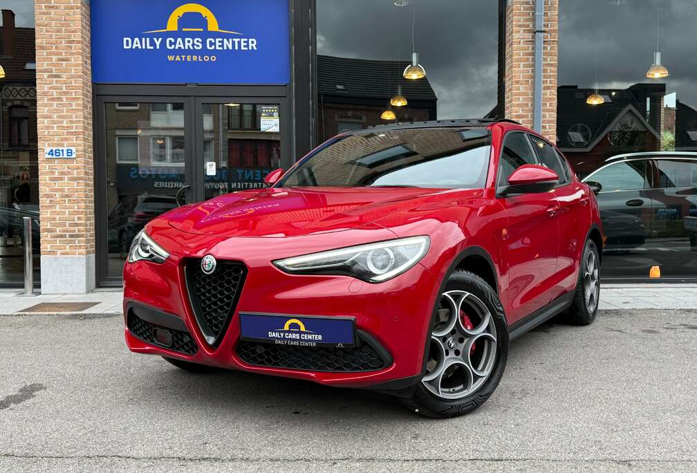 Alfa Romeo 2.0 AUTOMATIQU I4X4I CAMERA ICARPLAY I PANO I CUIR