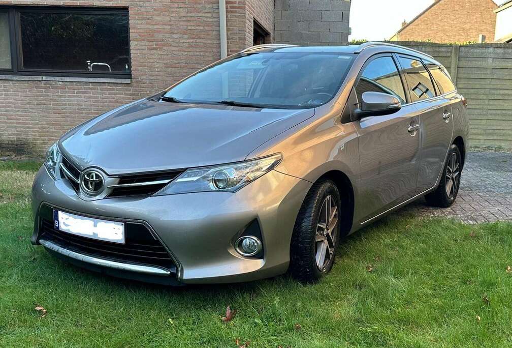Toyota Auris 1.33 VVT-i Travel