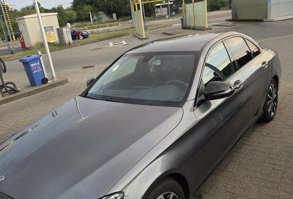 Mercedes-Benz d Business Solution