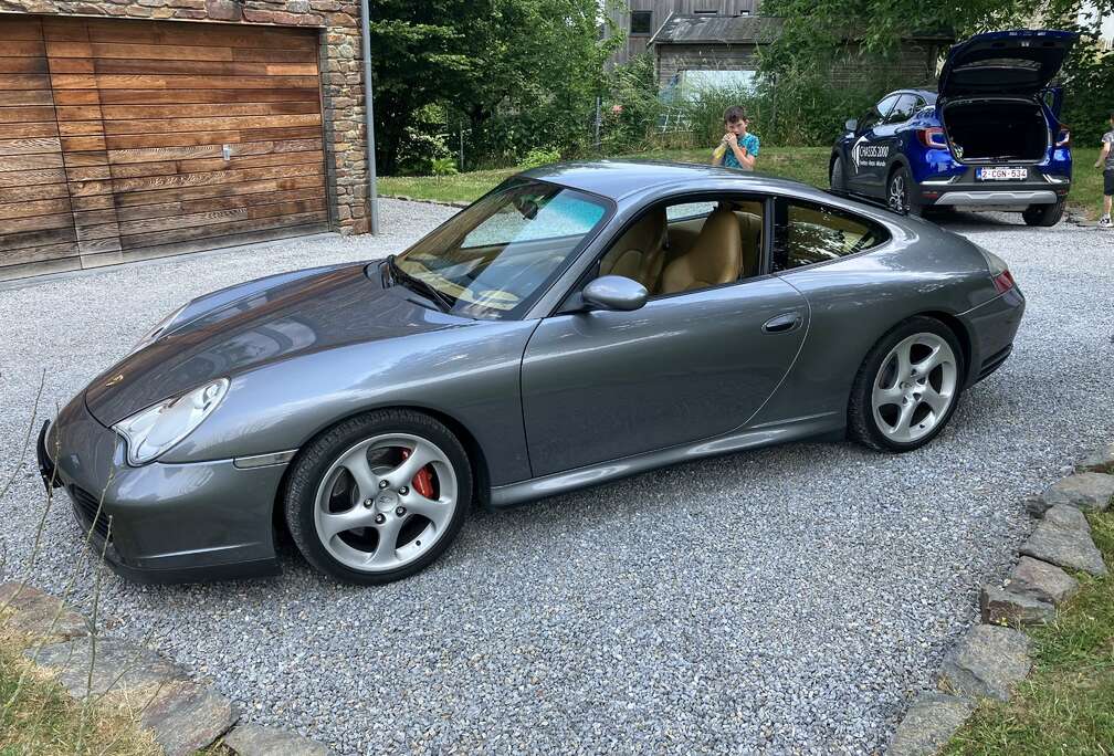 Porsche 4S