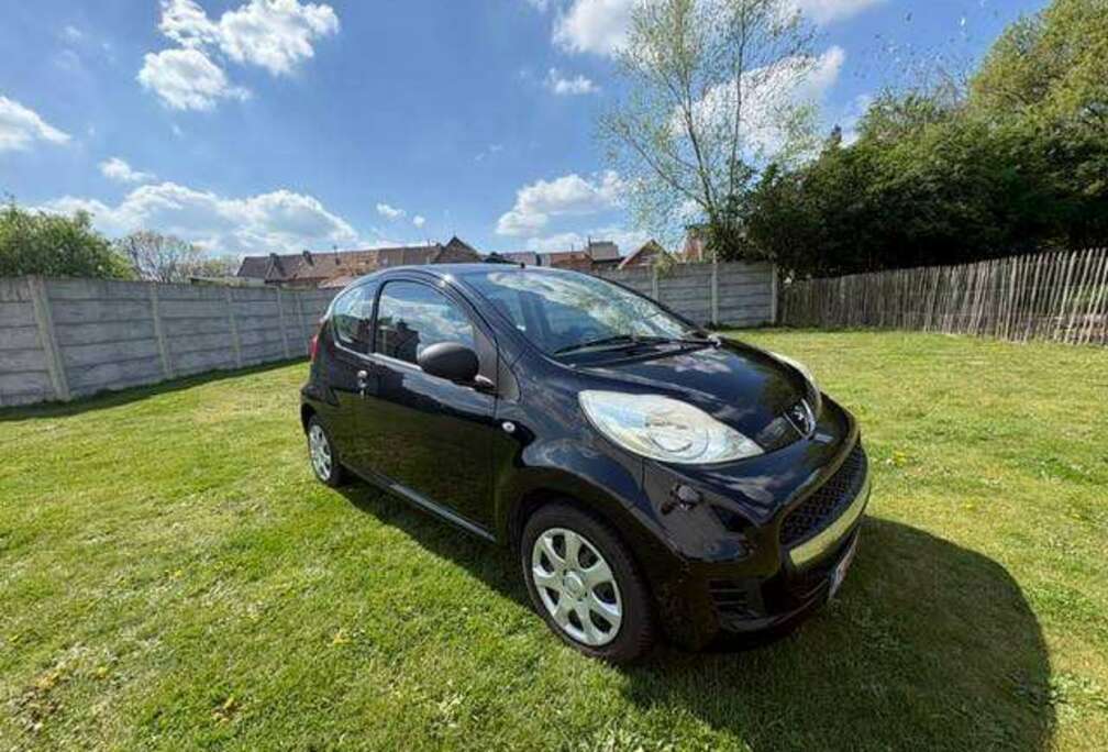 Peugeot 107 1.0i Trendy
