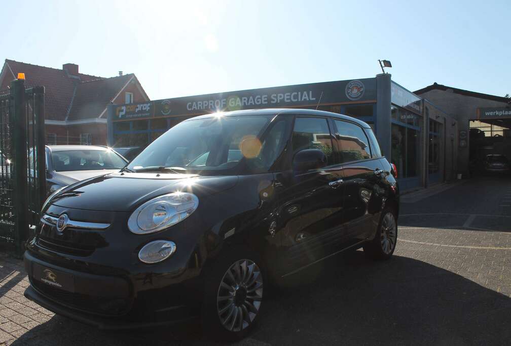 Fiat 500L 1.4i Lounge