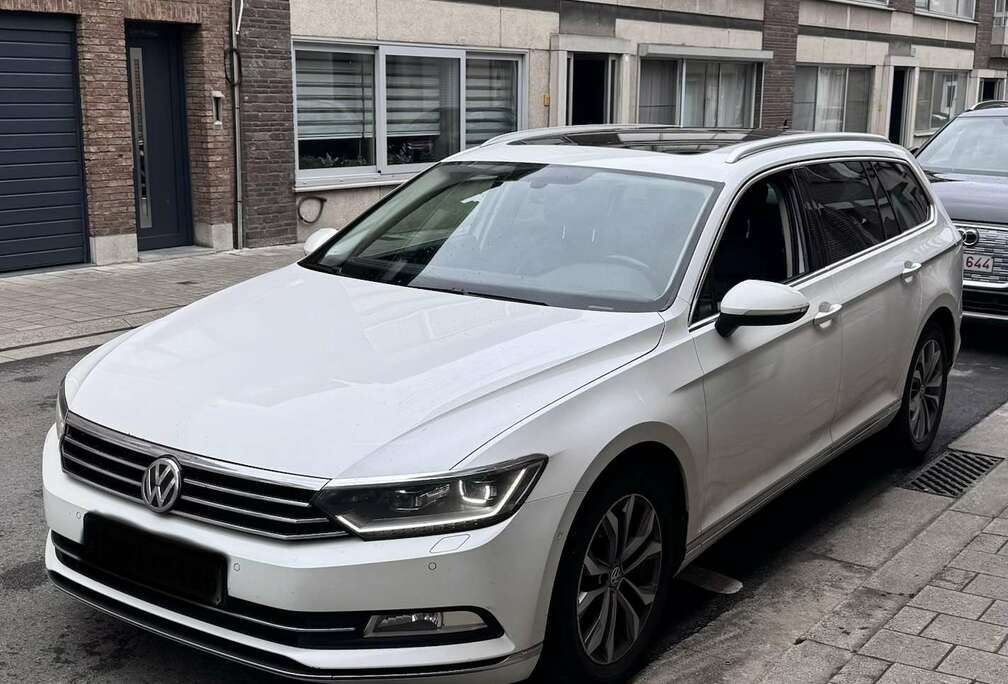 Volkswagen VW PASSAT 2016 DSG PANO